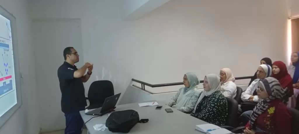 انطلاق برنامج التدريب الصيفي لطالبات عين شمس في مركز النانوتكنولوجي بجامعة حلوان 7 - جريدة الجمهورية WhatsApp Image 2025 07 06 at 6.09.32 PM - جريدة الجمهورية