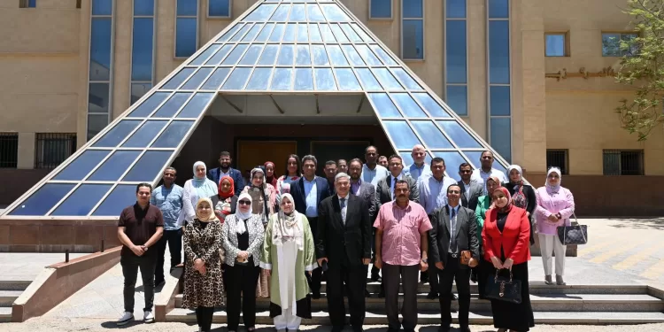 انطلاق فعاليات جائزة التميز الداخلي 2025 بجامعة الفيوم في اجتماعها التأسيسي 1 - جريدة الجمهورية انطلاق فعاليات جائزة التميز الداخلي 2025 بجامعة الفيوم في اجتماعها التأسيسي