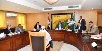 حملة متكاملة بالفيوم..  تقدم العلاج المجاني وفرص العمل للمواطنين الأكثر احتياجًا