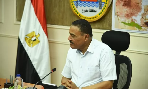 لقاء مفتوح بين محافظ مطروح ومشايخ سيوة لحل مشكلات المواطنين