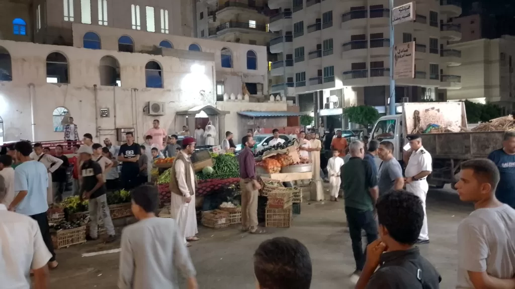 مطروح تستعيد وجهها الحضاري.. حملات مكثفة ضد البيتش باجي وإشغالات المحال 3 - جريدة الجمهورية WhatsApp Image 2025 07 20 at 18.22.47 b1b045b2 - جريدة الجمهورية