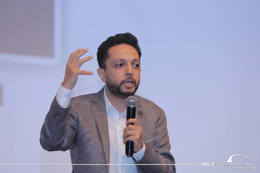 الإعلامي أحمد فايق يشارك تجربته الملهمة في مؤتمر «اختر كليتك» بمكتبة الإسكندرية 2 - جريدة الجمهورية WhatsApp Image 2025 07 21 at 6.25.28 PM 1 - جريدة الجمهورية