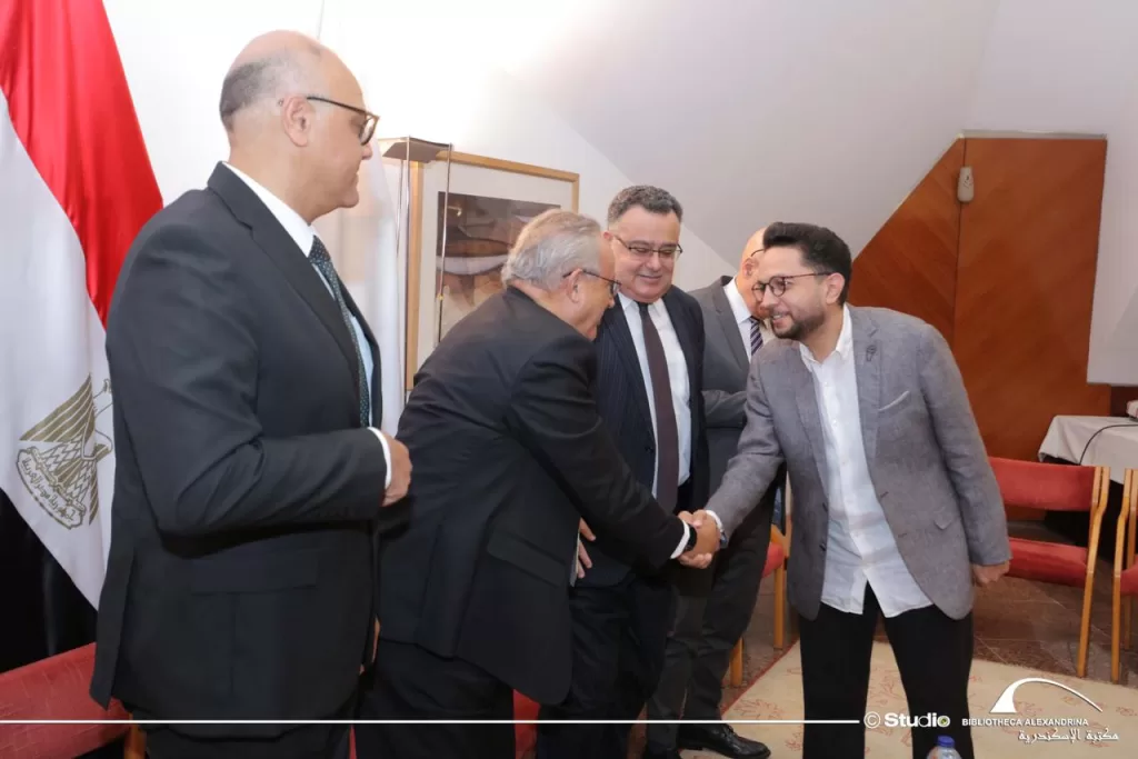 الإعلامي أحمد فايق يشارك تجربته الملهمة في مؤتمر «اختر كليتك» بمكتبة الإسكندرية 11 - جريدة الجمهورية WhatsApp Image 2025 07 21 at 6.25.31 PM - جريدة الجمهورية