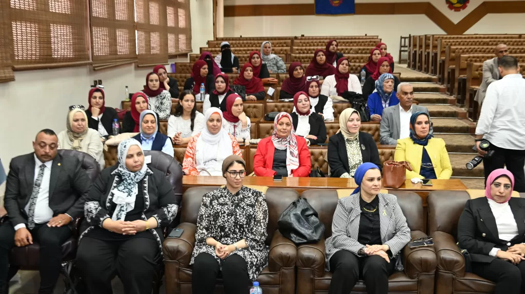 محافظة البحيرة تفعّل مبادرة «معًا.. بالوعي نحميها» بحضور رئيس القومي للمرأة 9 - جريدة الجمهورية WhatsApp Image 2025 07 21 at 7.58.06 PM - جريدة الجمهورية