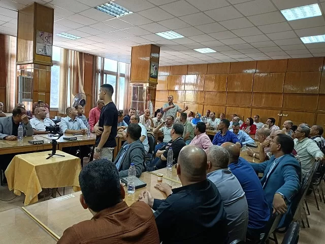 نقابة الصناعات الغذائية تُطلق برنامجًا لتدريب 150 ألف عامل على كشف الشائعات 2 - جريدة الجمهورية WhatsApp Image 2025 07 26 at 9.02.28 PM 1 - جريدة الجمهورية