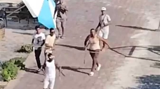 فزع في الإسكندرية: حبس 9 بعد مشاجرة عنيفة بأسلحة بيضاء على شاطئ النخيل