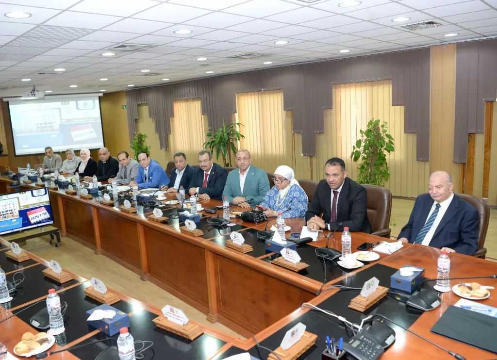 انعقاد مجلس جامعة المنصورة بحضور محافظ الدقهلية 4 - جريدة الجمهورية WhatsApp Image 2025 07 30 at 7.16.40 PM 3 - جريدة الجمهورية