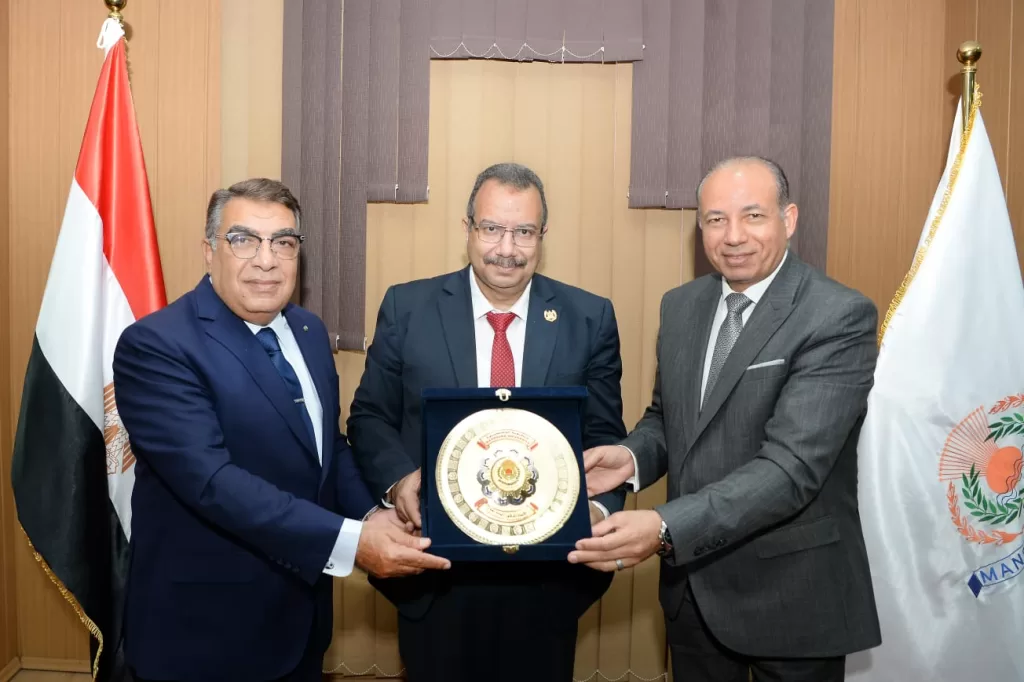 انعقاد مجلس جامعة المنصورة بحضور محافظ الدقهلية 5 - جريدة الجمهورية WhatsApp Image 2025 07 30 at 7.16.40 PM 4 - جريدة الجمهورية