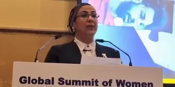 أمل عمار تعرض تجربة مصر الرائدة في تمكين المرأة اقتصاديًا أمام القمة العالمية بألمانيا