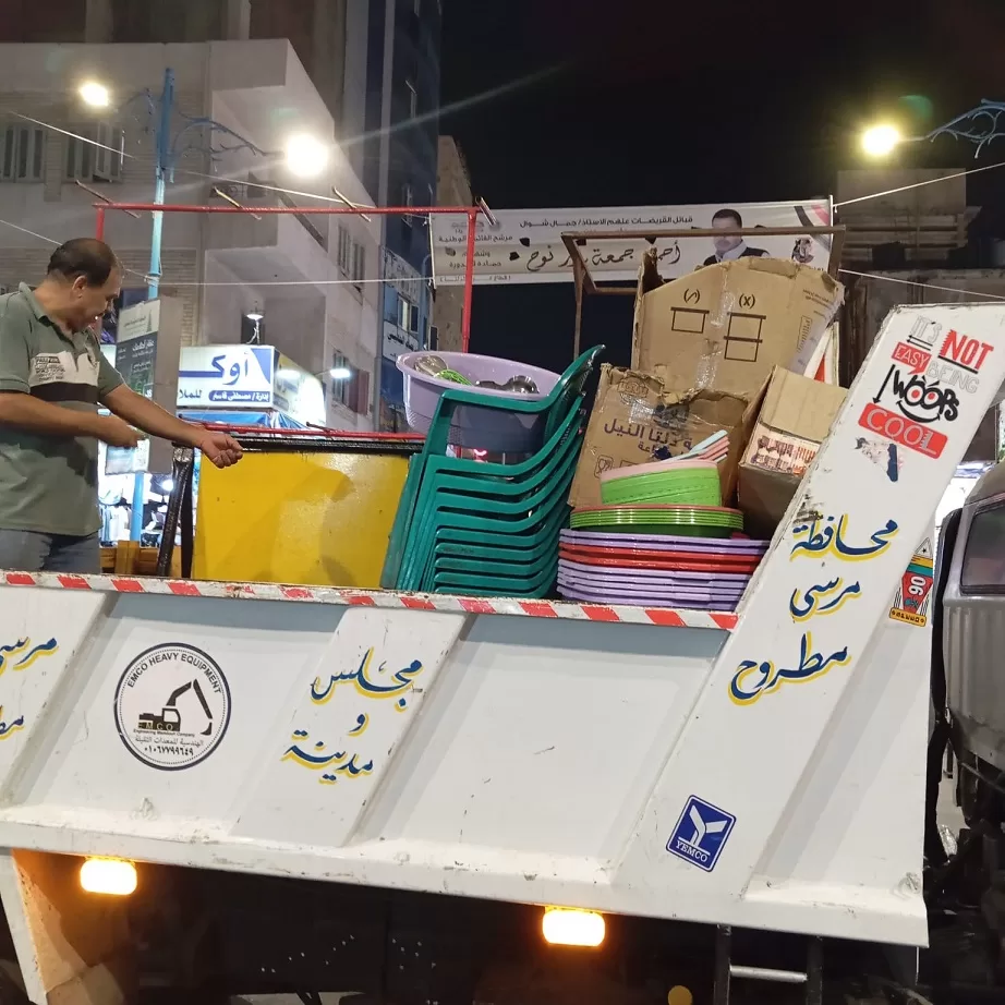 مرسى مطروح تكثف جهود صيانة الإنارة والنظافة لاستقبال المصطافين 2 - جريدة الجمهورية انارة مطررح - جريدة الجمهورية