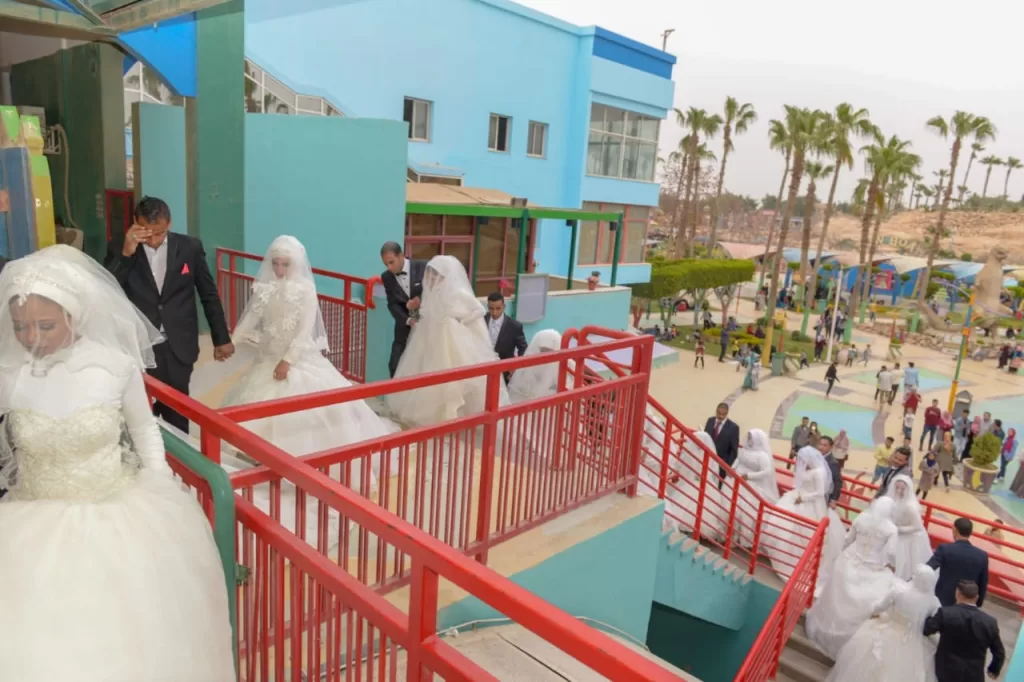 حلم الزواج يتحقق لسبع فتيات يتيمات بقري الشرقية 2 - جريدة الجمهورية 1 76 - جريدة الجمهورية