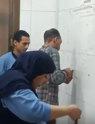 عميد طب قصر العيني يتفقد مشروع تطوير قسم «5» الجناح الأيمن لمتابعة سير الأعمال 2 - جريدة الجمهورية 14 2 - جريدة الجمهورية