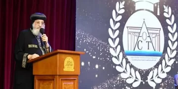 البابا تواضروس يرأس حفل تخريج دفعة جديدة من طلبة العلوم اللاهوتية بالإسكندرية