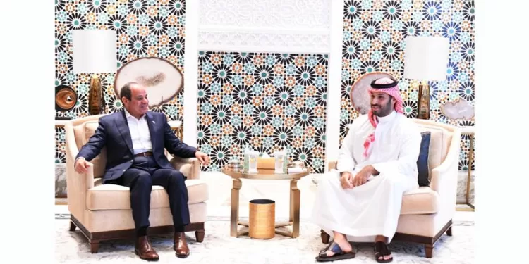 الرئيس عبد الفتاح السيسي يلتقي ولي عهد المملكة العربية السعودية بمدينة نيوم