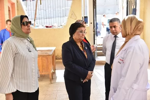 خلال جولتها بسوهاج.. «نائب وزير الصحة» تعلن عن خطة عاجلة لتحسين صحة الأم والطفل 4 - جريدة الجمهورية 3 44 - جريدة الجمهورية