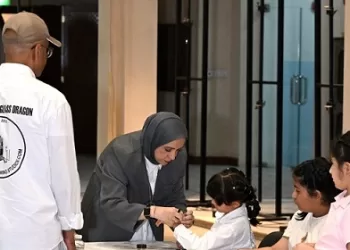 ورشة لصناعة الحلي من الزجاج ضمن مهرجان «صيفي ثقافي 17» 2 - جريدة الجمهورية ورشة لصناعة الحلي من الزجاج ضمن مهرجان «صيفي ثقافي 17»