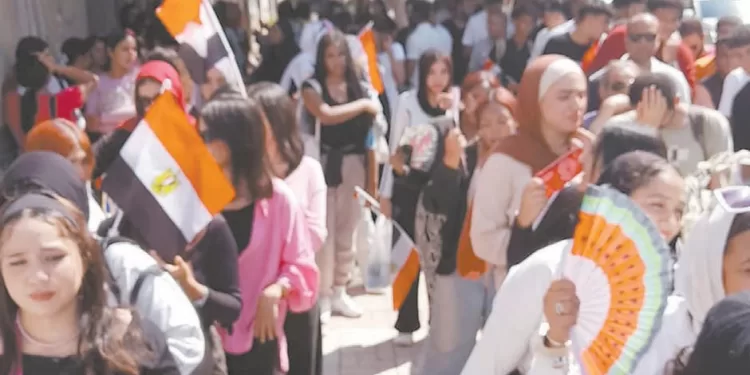 فى اليوم الأول لإنتخابات «الشيوخ» عُرس ديمقــــــــــــراطى.. بالمحافظات 1 - جريدة الجمهورية فى اليوم الأول لإنتخابات «الشيوخ» عُرس ديمقــــــــــــراطى.. بالمحافظات