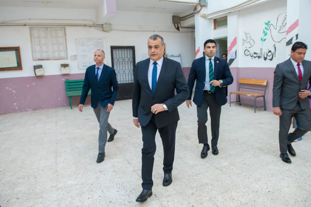 وزير الدولة للإنتاج الحربي يدلي بصوته في انتخابات مجلس الشيوخ 6 - جريدة الجمهورية 67463044 10de 4bb0 b538 4dd5d0d07642 - جريدة الجمهورية