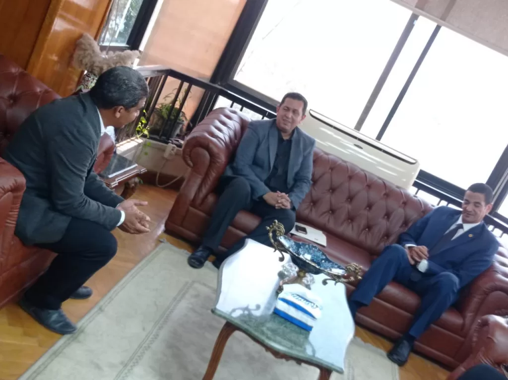 بروتوكول تعاون بين أكاديمية السادات وجريدة "The Egyptian Gazette" لتأهيل الكوادر الإعلامية 3 - جريدة الجمهورية IMG 20250801 WA0018 - جريدة الجمهورية