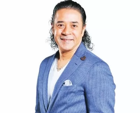 بيراميدز يزاحم «الأبيض»