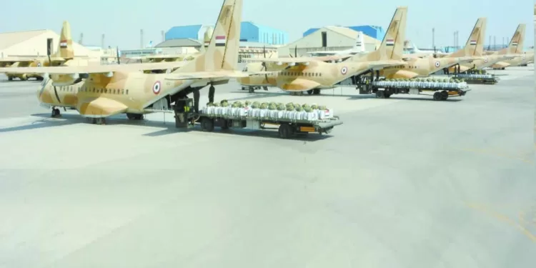 مصر تواصل دعمها للفلسطينيين 1 - جريدة الجمهورية بيراميدز يزاحم «الأبيض»