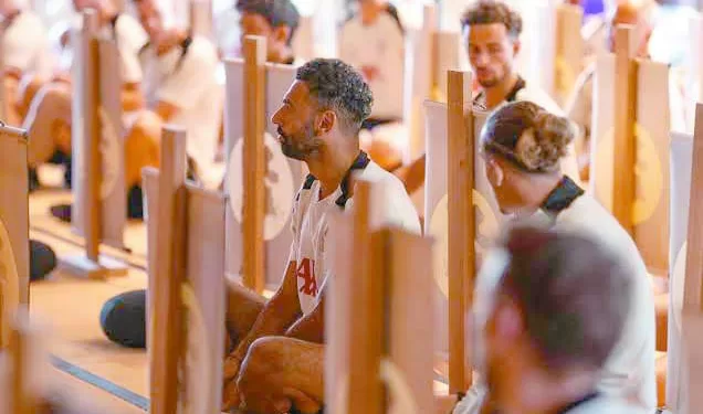 بيراميدز يزاحم «الأبيض»