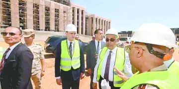 بيراميدز يزاحم «الأبيض»