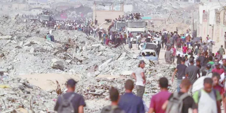 بيراميدز يزاحم «الأبيض»