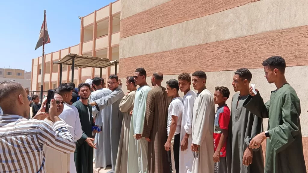 صوت المرأة يرسم المستقبل: إقبال نسائي لافت في لجان سوهاج الانتخابية 7 - جريدة الجمهورية IMG 20250804 WA0807 - جريدة الجمهورية