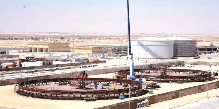 «ميناء الحمراء» بالعلمين الجديدة.. مركز لوجستى لتداول البترول 1 - جريدة الجمهورية مــوقـف «وســام» بين الاستمرار والرحيل.. وجلسة لـ «عبد القادر.. وعبد المنعم» فى الصورة