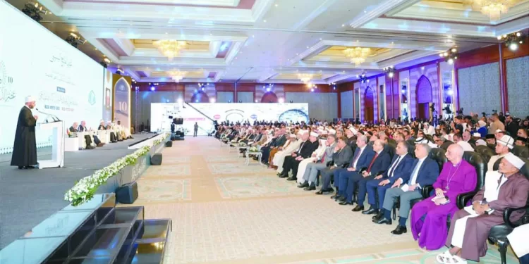 رئيس الوزراء فى مؤتمر« الإفتاء» : فلسطين ستظل قضيتنا الكبرى.. وستبقى مصر رافضة محاولات تصفيتها 1 - جريدة الجمهورية نور الشريف.. عاش يتيمًا.. ومات شهيرًا