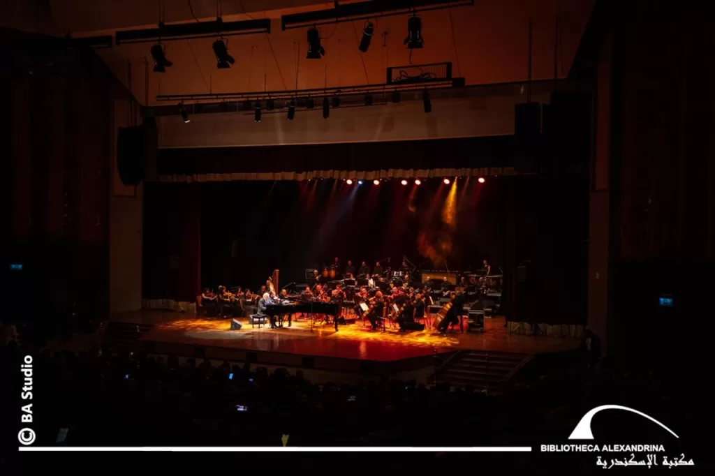 عمر خيرت يُبدع في مهرجان الصيف الدولي بمكتبة الإسكندرية 15 - جريدة الجمهورية IMG 20250813 WA0205 - جريدة الجمهورية