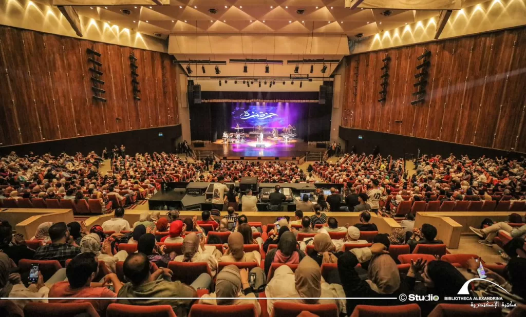 حمزة نمرة يُشعل حفل مهرجان الصيف الدولي في الإسكندرية بحضور جماهيرى كبير 17 - جريدة الجمهورية IMG 20250813 WA0213 - جريدة الجمهورية