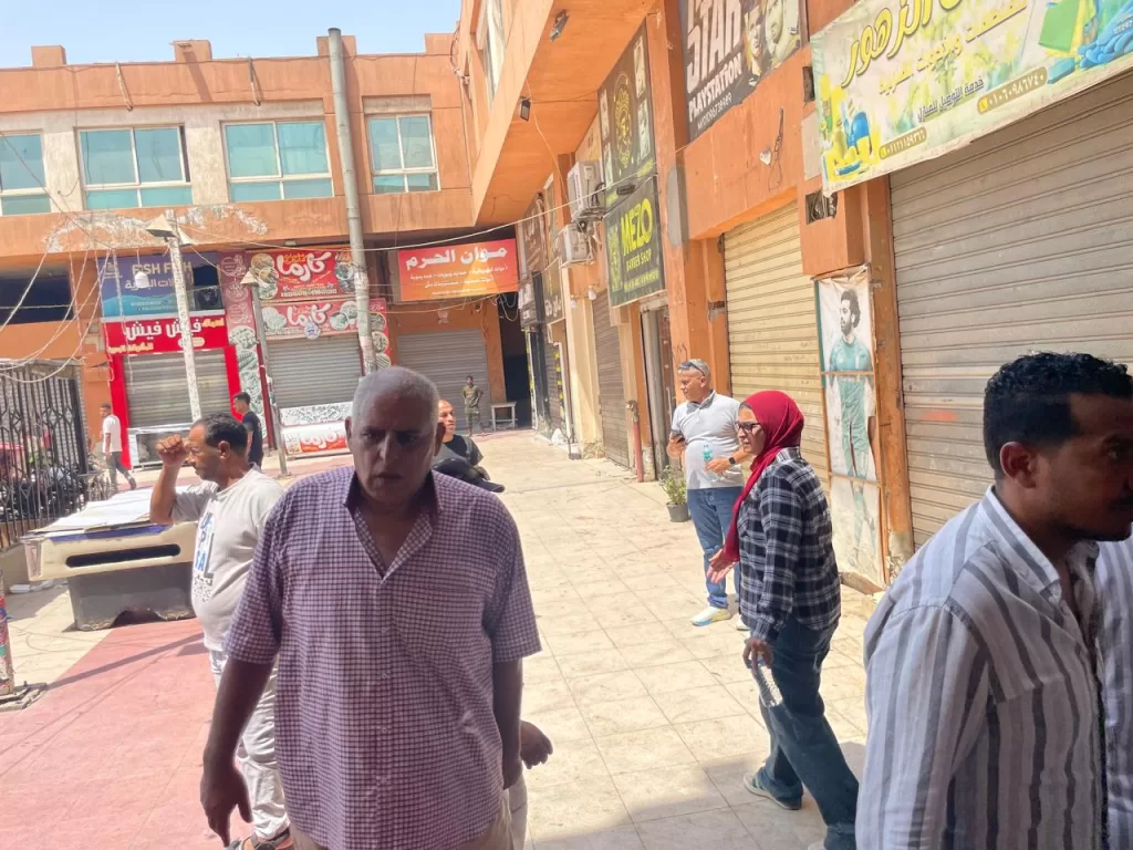 «الشيخ زايد» في مواجهة العشوائية: حملة مكبرة لضبط الأسواق وإزالة الإشغالات 10 - جريدة الجمهورية IMG 20250814 WA0252 - جريدة الجمهورية