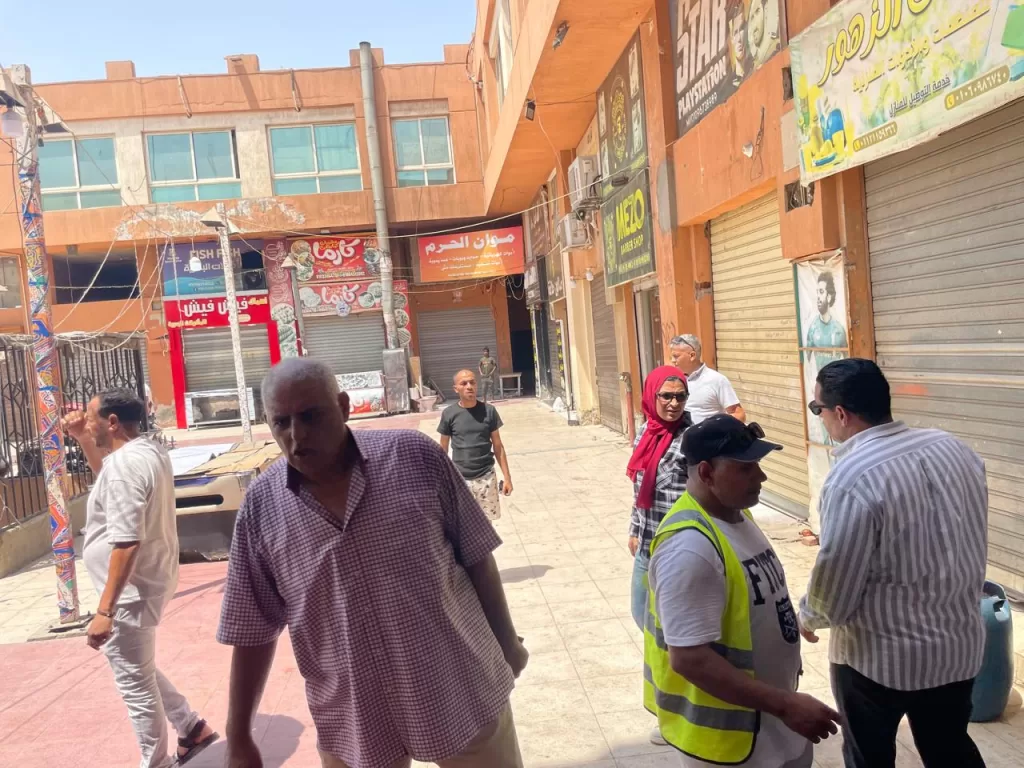 «الشيخ زايد» في مواجهة العشوائية: حملة مكبرة لضبط الأسواق وإزالة الإشغالات 12 - جريدة الجمهورية IMG 20250814 WA0254 - جريدة الجمهورية