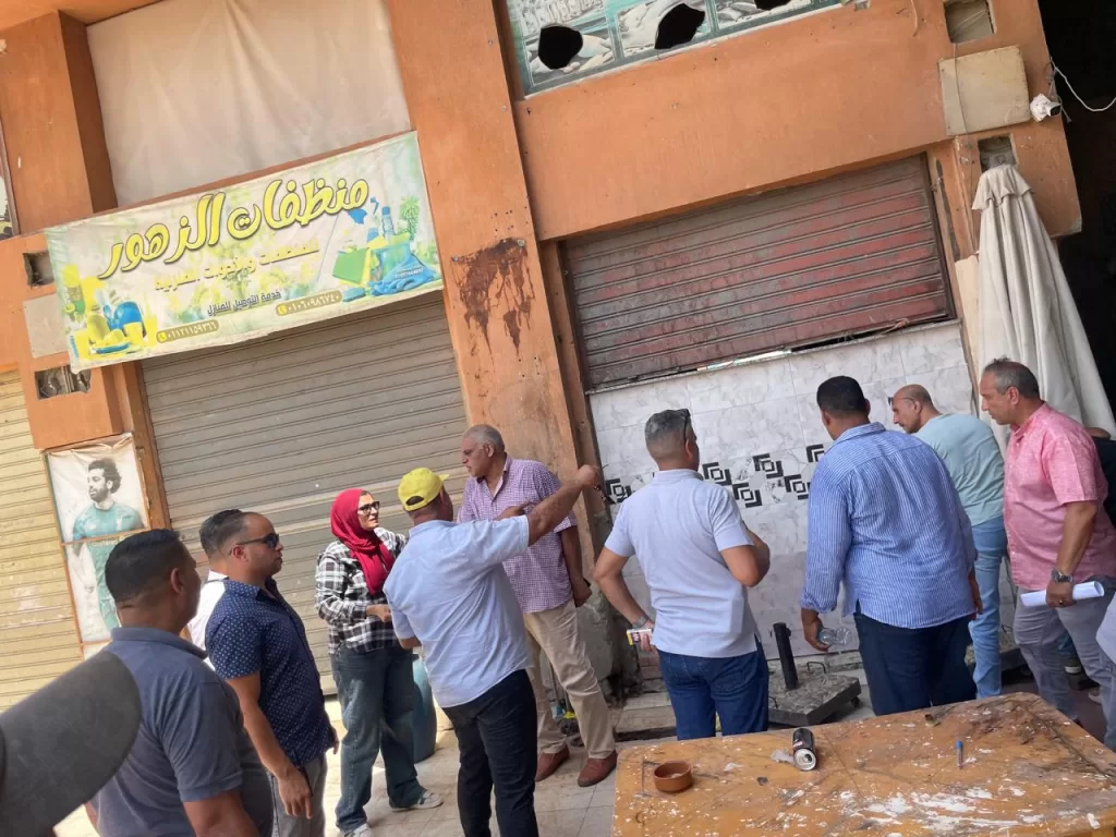 «الشيخ زايد» في مواجهة العشوائية: حملة مكبرة لضبط الأسواق وإزالة الإشغالات 6 - جريدة الجمهورية IMG 20250814 WA0256 - جريدة الجمهورية