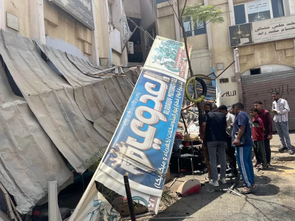 «الشيخ زايد» في مواجهة العشوائية: حملة مكبرة لضبط الأسواق وإزالة الإشغالات 3 - جريدة الجمهورية IMG 20250814 WA0259 - جريدة الجمهورية