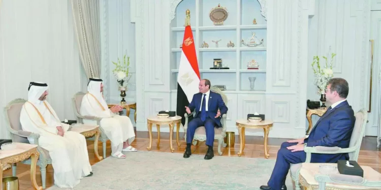 الرئيس السيسى خلال استقباله رئيس الوزراء القطرى: جهود متواصلة لوقف إطلاق النار 1 - جريدة الجمهورية «الدراويش».. و«زعيم الثغر».. مواجهة النقاط الثلاث