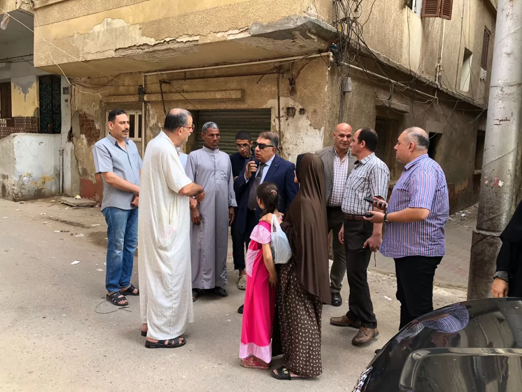 من العيادة إلى الشارع: محافظ الدقهلية يتفقد الخدمات الطبية والنظافة ويستمع لشكاوى المواطنين 2 - جريدة الجمهورية IMG 20250821 WA0142 - جريدة الجمهورية
