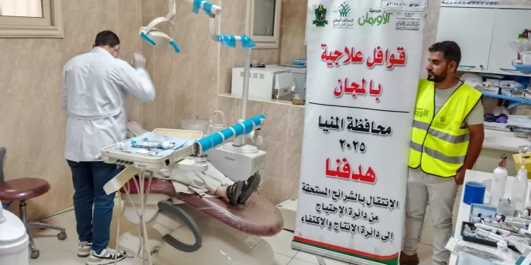 32 قافلة طبية لدعم المرضى الأولى بالرعاية بجميع المحافظات