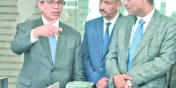 الأهلى يبحث عن مدافعين من الدورى