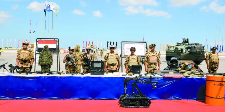 الأهلى يبحث عن مدافعين من الدورى