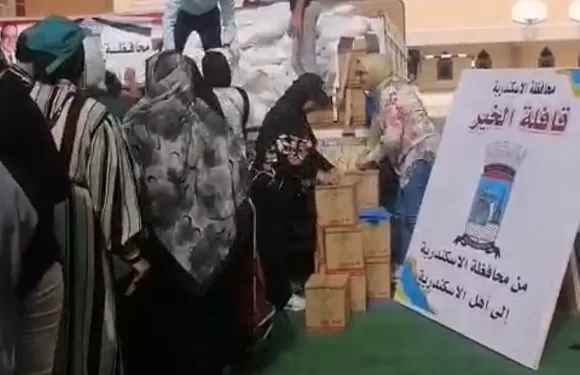 محافظ الإسكندرية يطلق قافلة خيرية لتوزيع مواد غذائية برأس التين