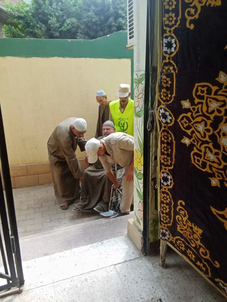 محافظ المنوفية يتابع انطلاق انتخابات مجلس الشيوخ ويؤكد انتظام فتح اللجان 2 - جريدة الجمهورية WhatsApp Image 2025 08 04 at 11.27.06 AM - جريدة الجمهورية