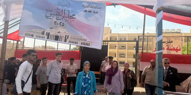 أمينة المرأة تتفقد لجان أكتوبر والشيخ زايد :والسيدات يتصدرن المشهد