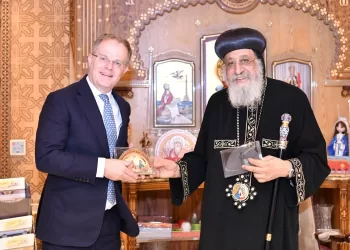 في المقر البابوي: البابا تواضروس يستقبل السفير البريطاني لبحث العلاقات الثنائية 3 - جريدة الجمهورية في المقر البابوي: البابا تواضروس يستقبل السفير البريطاني لبحث العلاقات الثنائية