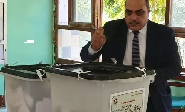 الإعلامي محمد الباز يُدلي بصوته في ثاني أيام انتخابات الشيوخ 2025 1 - جريدة الجمهورية الإعلامي محمد الباز يُدلي بصوته في ثاني أيام انتخابات الشيوخ 2025