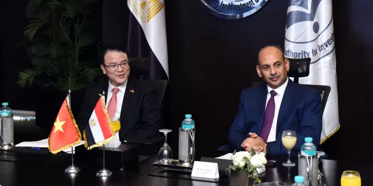 مصر وفيتنام تبحثان تعزيز التعاون الاستثماري بعد تأسيس أول مصنع فيتنامي كامل في مصر 1 - جريدة الجمهورية مصر وفيتنام تبحثان تعزيز التعاون الاستثماري بعد تأسيس أول مصنع فيتنامي كامل في مصر
