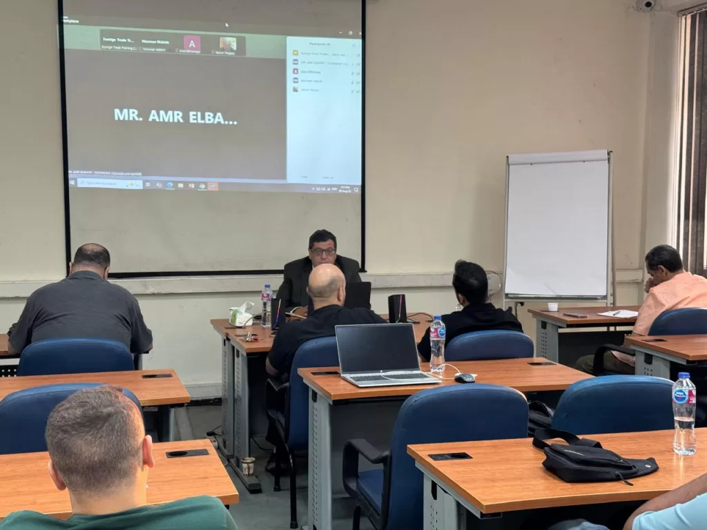 «التدريب خطوة نحو التصدير».. التمثيل التجاري يعقد جلسة لتأهيل المصدرين للأسواق الإفريقية 5 - جريدة الجمهورية WhatsApp Image 2025 08 06 at 9.39.19 AM 3 - جريدة الجمهورية