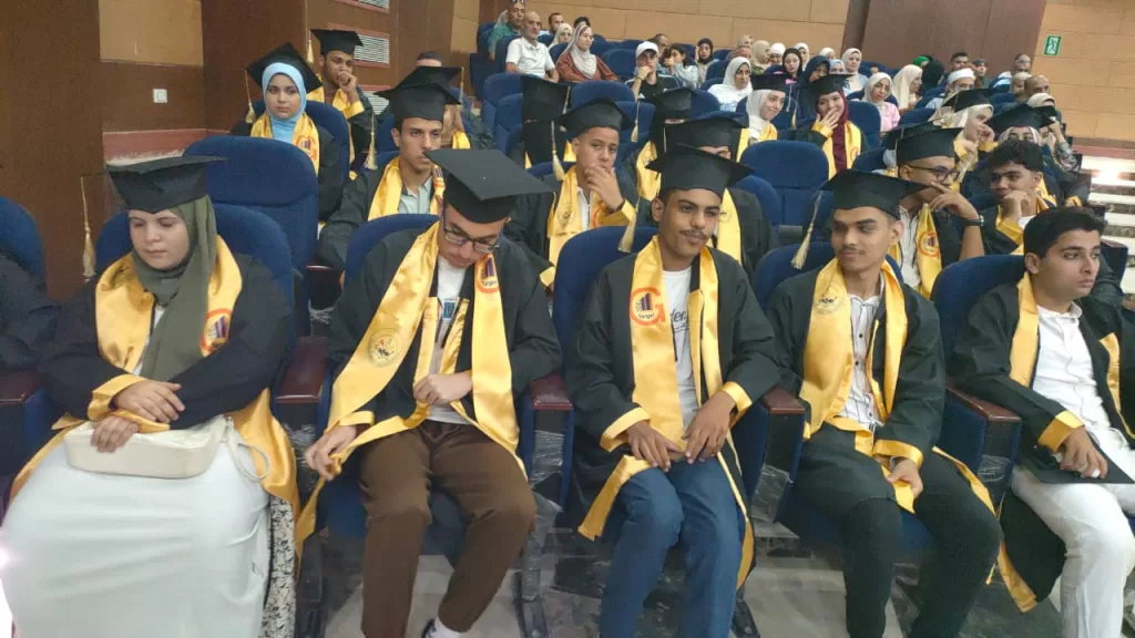 محافظ شمال سيناء يحضر احتفالية تكريم أوائل الثانوية العامة والأزهرية والدبلومات الفنية 2 - جريدة الجمهورية WhatsApp Image 2025 08 07 at 17.55.34 45a8eb1a - جريدة الجمهورية